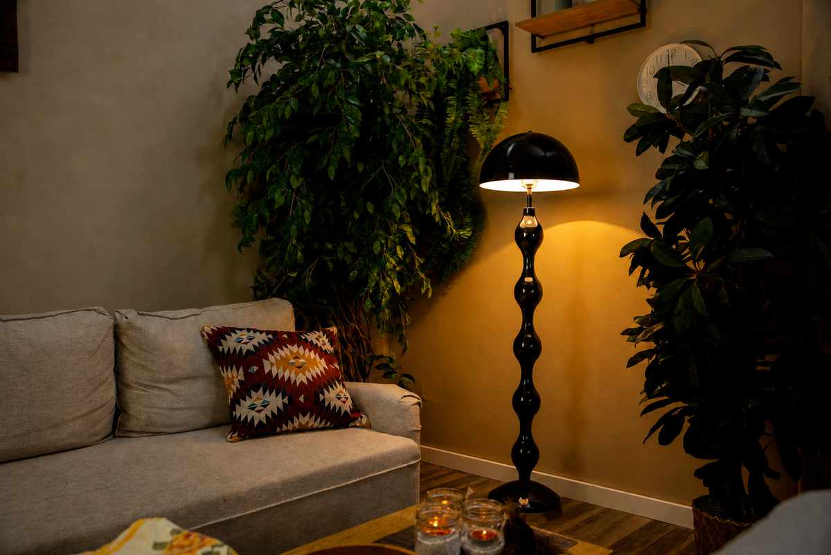 Sculptural Mushroom Metal Black Floor Lamp